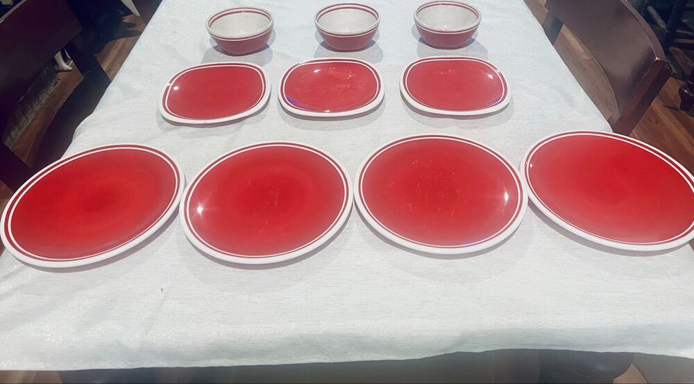 DANSK Circa Red Stoneware. Hand painted Red & White. Rare vintage pattern. 10pc
